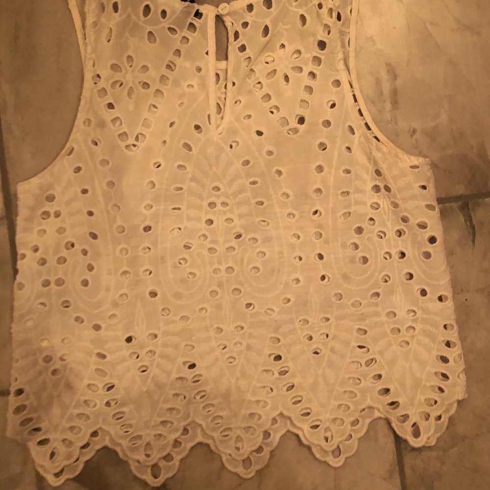 White lace crop top - Picture 2 of 2